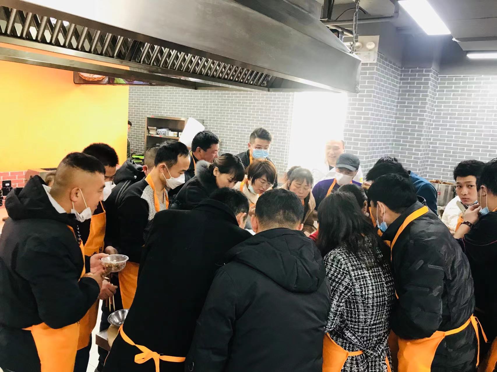 今日榜一小地鍋，學(xué)習(xí)人數(shù)超30組！(圖3)