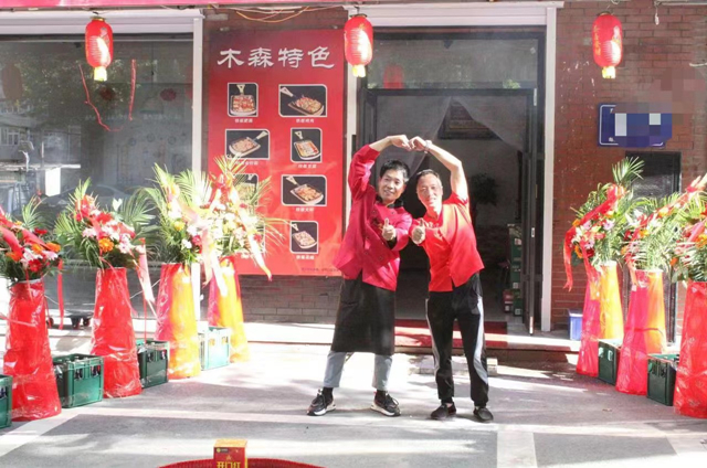 鐵板菜落地成功！80平小店日營(yíng)收超千元