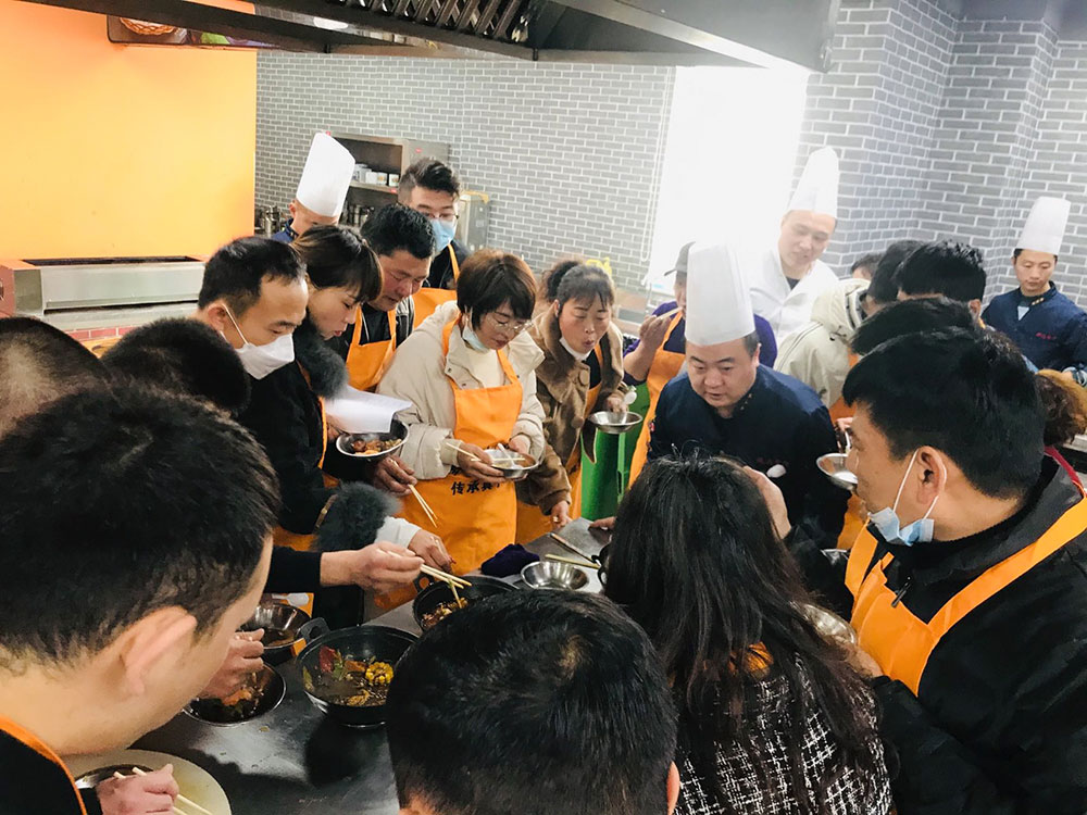廚仟藝餐飲培訓(xùn)學(xué)校咋樣？