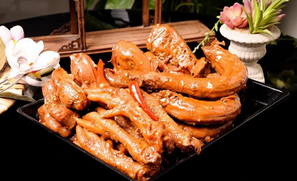 揭秘小吃培訓(xùn)機(jī)構(gòu)前十強(qiáng)，廚仟藝脫穎而出！