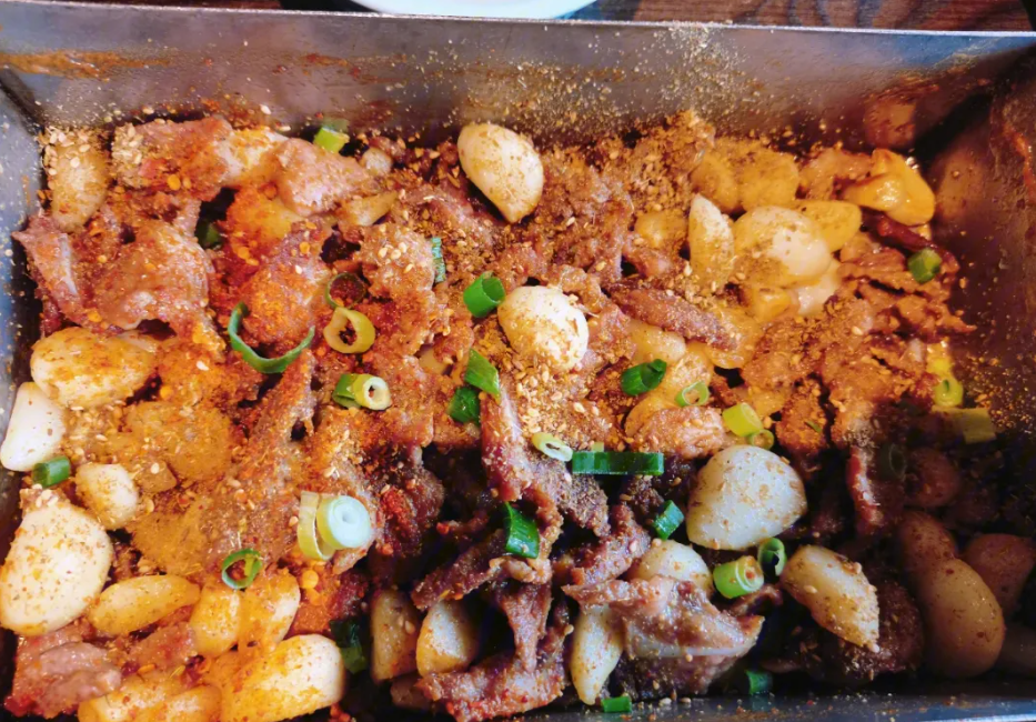 戳子肉培訓(xùn)：學(xué)習(xí)戳子肉的技巧和步驟(圖1)