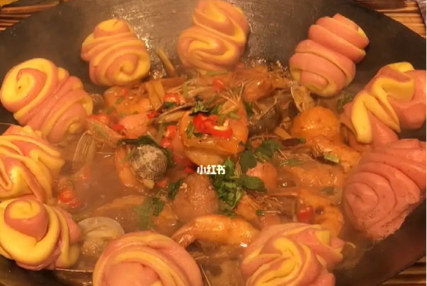 哪里學(xué)地鍋雞最正宗？正宗地鍋雞技術(shù)培訓(xùn)