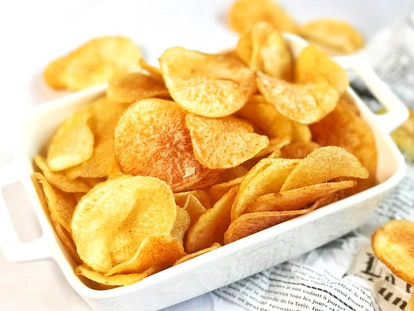 學正宗鮮炸大薯片多少錢？鮮炸大薯片培訓學費(圖1)