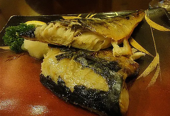 香煎海魚怎么做好吃？有哪些技巧(圖1)