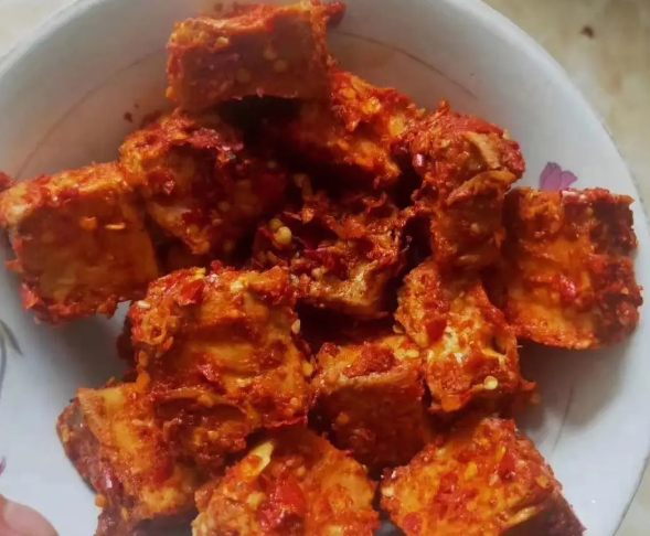 做霉豆腐一斤豆腐放多少鹽？