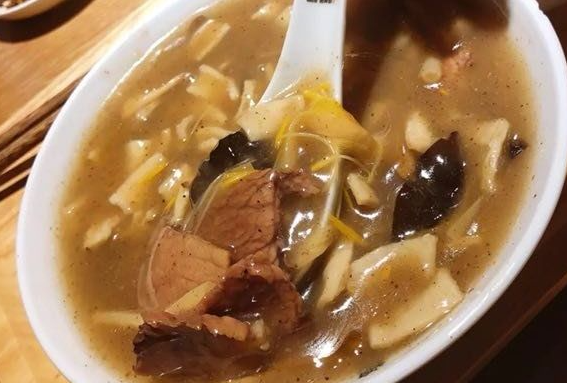 學(xué)胡辣湯技術(shù)多少錢？學(xué)胡辣湯要多少錢(圖1)