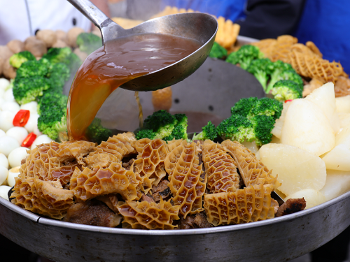 學(xué)噴泉牛雜多少錢？噴泉牛雜學(xué)費(fèi)一般多少