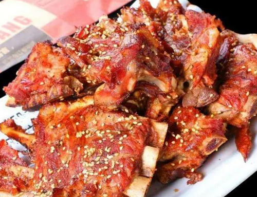 學(xué)烤大骨頭多少錢(qián)？烤大骨頭培訓(xùn)費(fèi)用多少錢(qián)