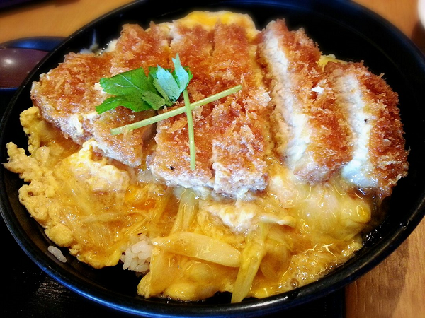 學(xué)滑蛋飯學(xué)費(fèi)多少錢？滑蛋飯培訓(xùn)費(fèi)用多少錢？(圖1)