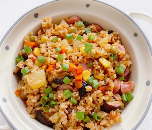 學(xué)懶人燜飯費(fèi)用要多少錢(qián)？懶人燜飯培訓(xùn)學(xué)費(fèi)多少(圖1)