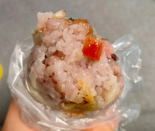 早餐賣糯米飯團(tuán)的利潤多少？