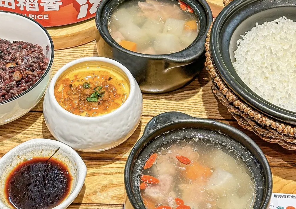瓦罐燜飯，瓦罐燜飯是哪里的特色？解鎖創(chuàng)業(yè)新商機！(圖1)
