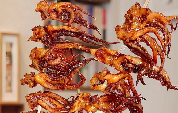 揭秘鐵板魷魚創(chuàng)業(yè)真相：利潤(rùn)豐厚，輕松實(shí)現(xiàn)財(cái)富夢(mèng)想！(圖2)