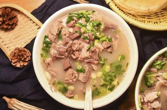 單縣羊肉湯學費多少錢？創(chuàng)業(yè)開店成本低，機會不容錯過！(圖3)