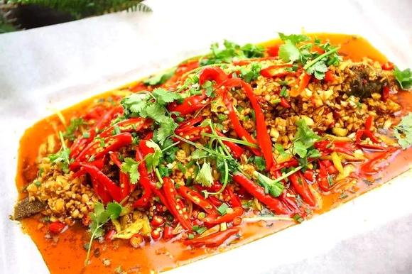 創(chuàng)業(yè)選紙包魚怎么樣？低成本高回報(bào)，3天速成開店！(圖1)
