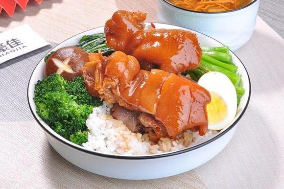 為什么創(chuàng)業(yè)選豬腳飯？低成本高利潤，手把手教你快速上手！(圖2)