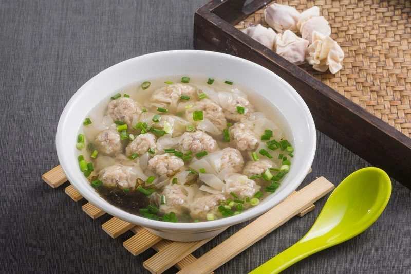 千里香餛飩怎么學(xué)？想學(xué)正宗千里香餛飩？專業(yè)培訓(xùn)，助你創(chuàng)業(yè)成功！(圖2)