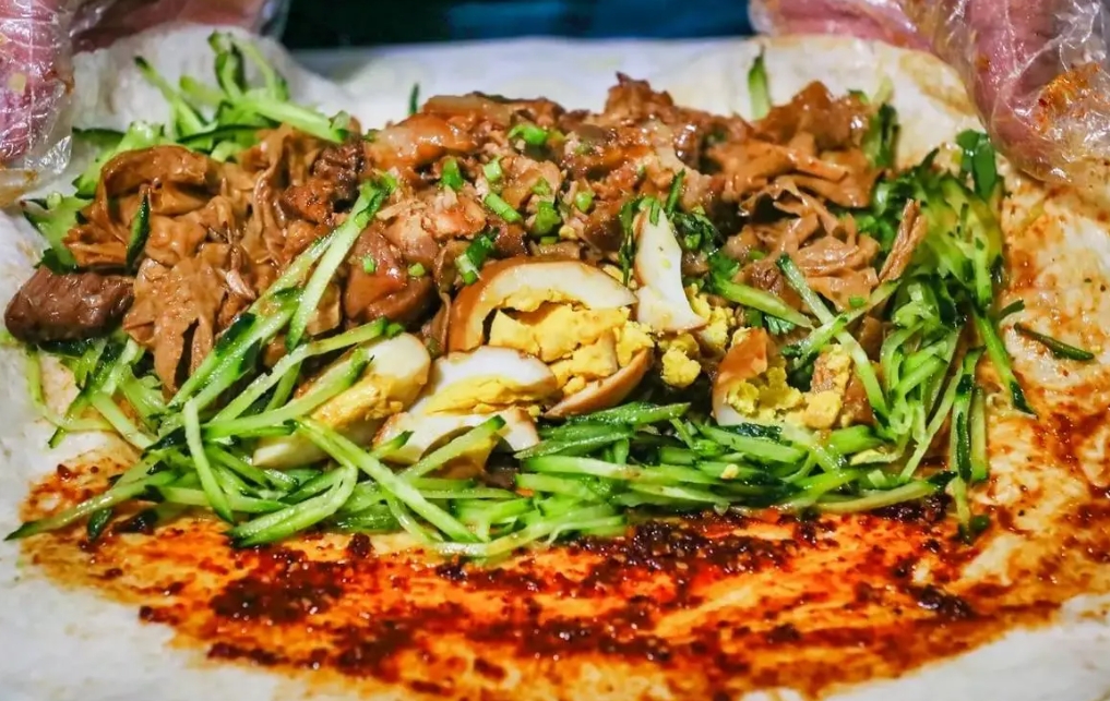 正宗鹵肉卷餅在哪里學?鹵香卷餅：創(chuàng)業(yè)者的美味財富起點(圖3)