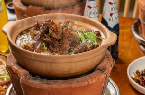 什么叫打邊爐？探秘這道經(jīng)典美食的魅力(圖3)
