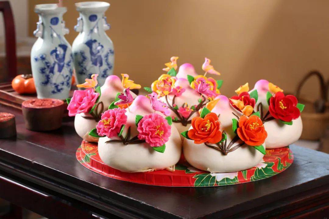花餑餑學(xué)費(fèi)多少？學(xué)做花餑餑的培訓(xùn)費(fèi)用分析！(圖2)