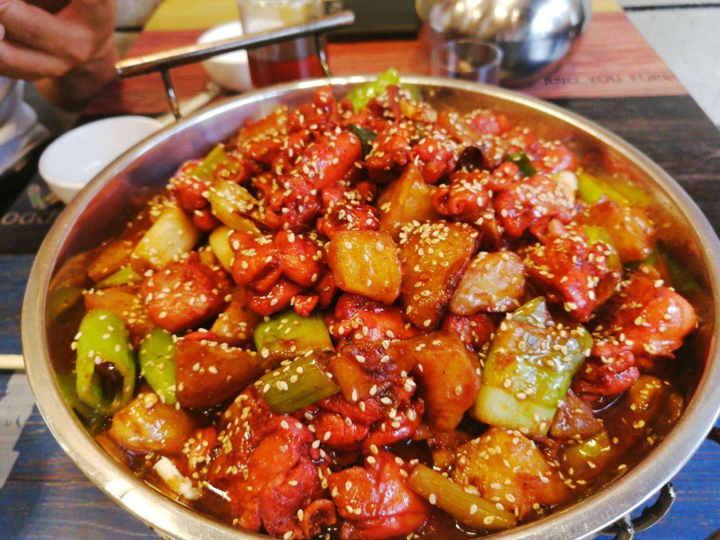想開搖滾炒雞店？加盟費到底多少？搖滾炒雞加盟費用大公開(圖2)