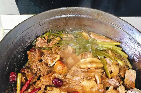 開鐵鍋燉店需要投資多少？廚仟藝為你解答(圖3)