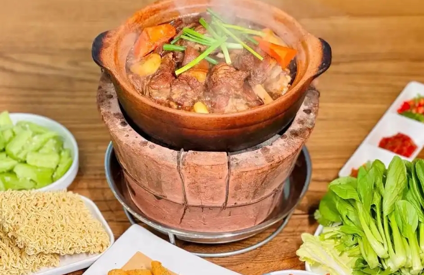 廣式打邊爐加盟費解析，助您輕松踏入餐飲行業(yè)(圖2)