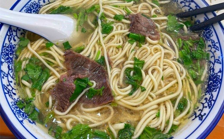 學(xué)拉面去哪學(xué)？這家培訓(xùn)機(jī)構(gòu)手把手教學(xué)，90%學(xué)員都選擇的學(xué)校！(圖2)