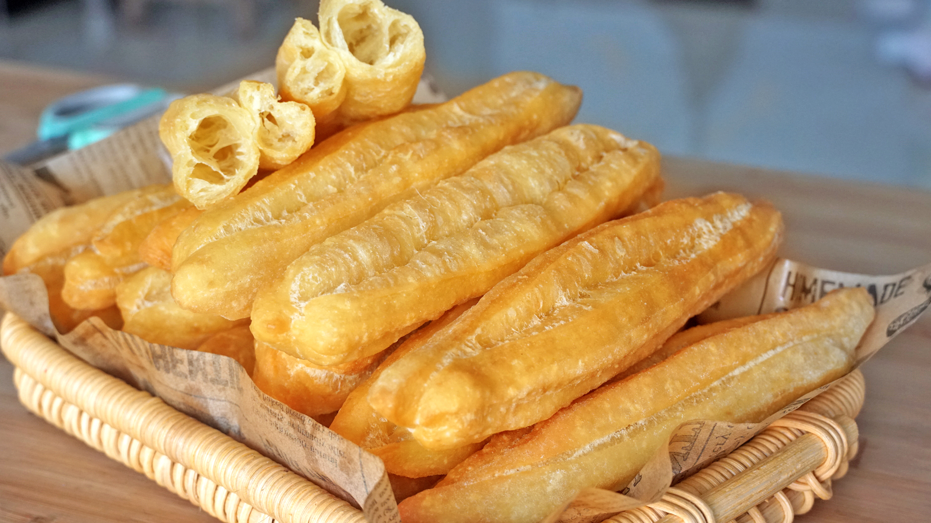 學(xué)早餐油條，揭秘傳統(tǒng)美食制作全過(guò)程，創(chuàng)業(yè)也能一步到位(圖3)