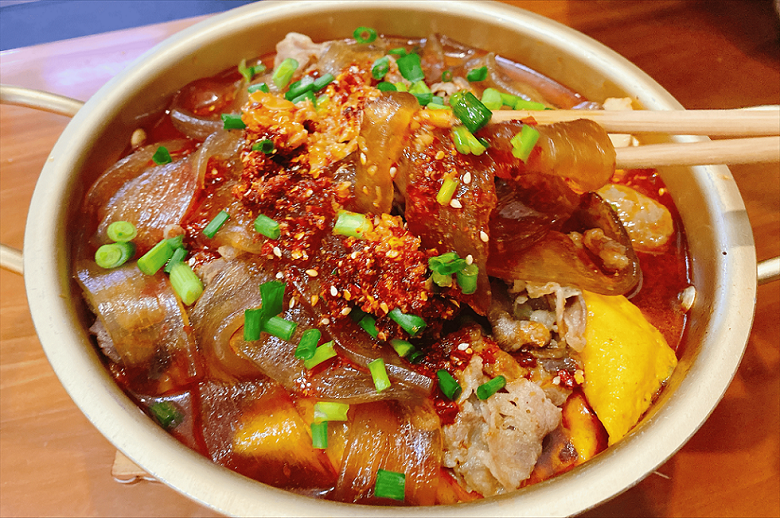 甘肅麻辣燙學習去哪兒？專業(yè)培訓讓你輕松掌握核心技術(圖2)