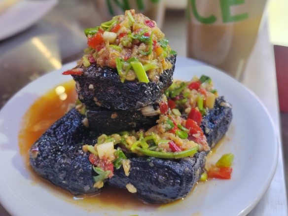 學習臭豆腐哪家好？多種口味制作技術全面解析(圖2)