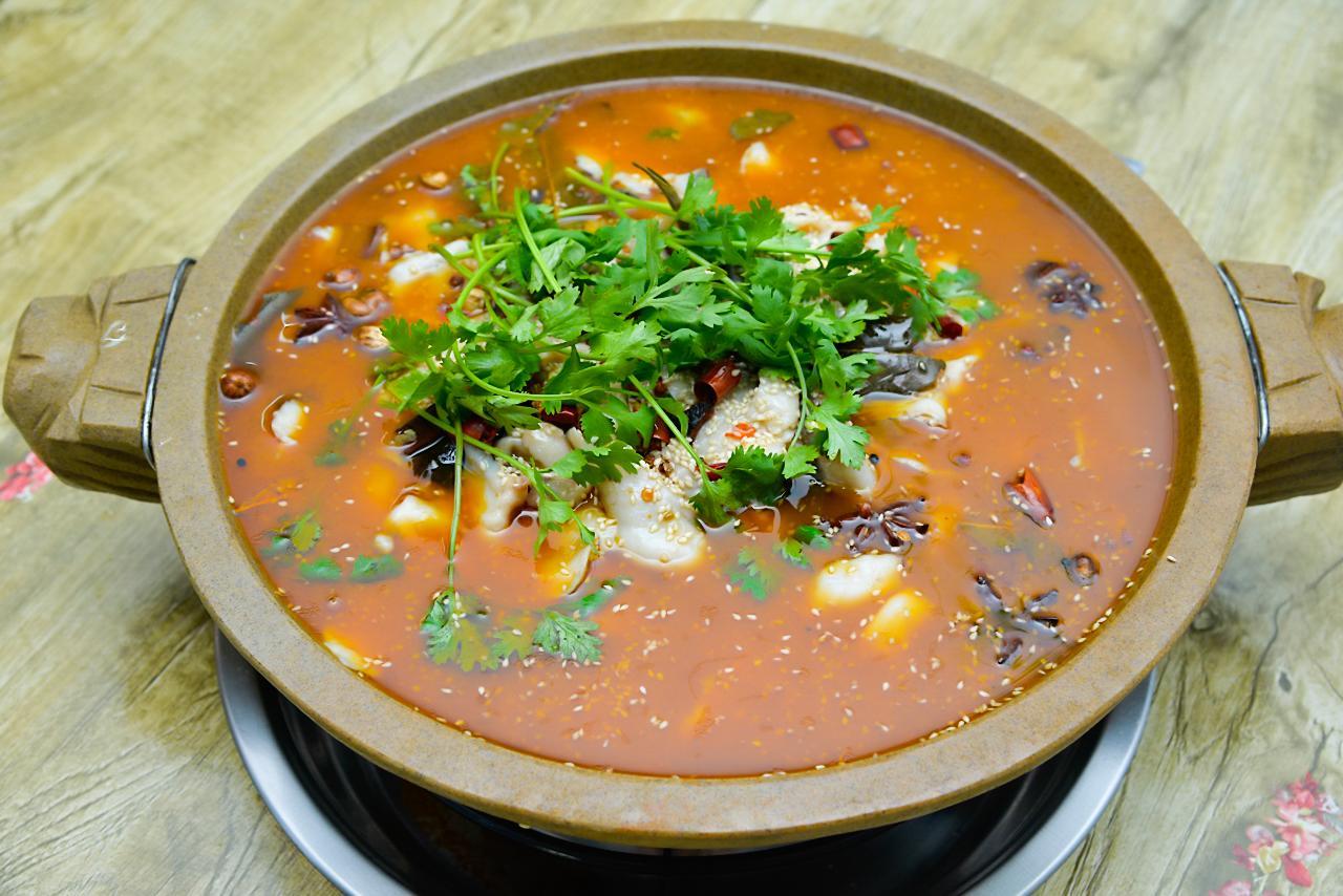 萬州石鍋魚的做法，學(xué)會正宗技巧，做出地道美味！(圖3)