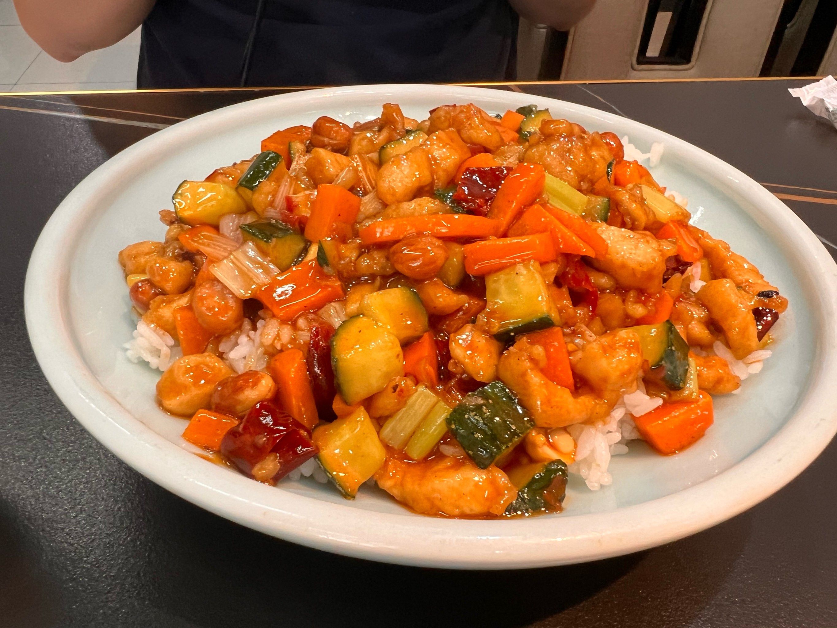 邢臺(tái)哪里學(xué)蓋澆飯好？選擇正宗培訓(xùn)機(jī)構(gòu)，輕松學(xué)會(huì)制作(圖3)