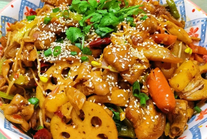 麻辣燙制作技術(shù)培訓(xùn)哪家好？避坑指南+核心技術(shù)解析，學(xué)會才能賺！(圖3)