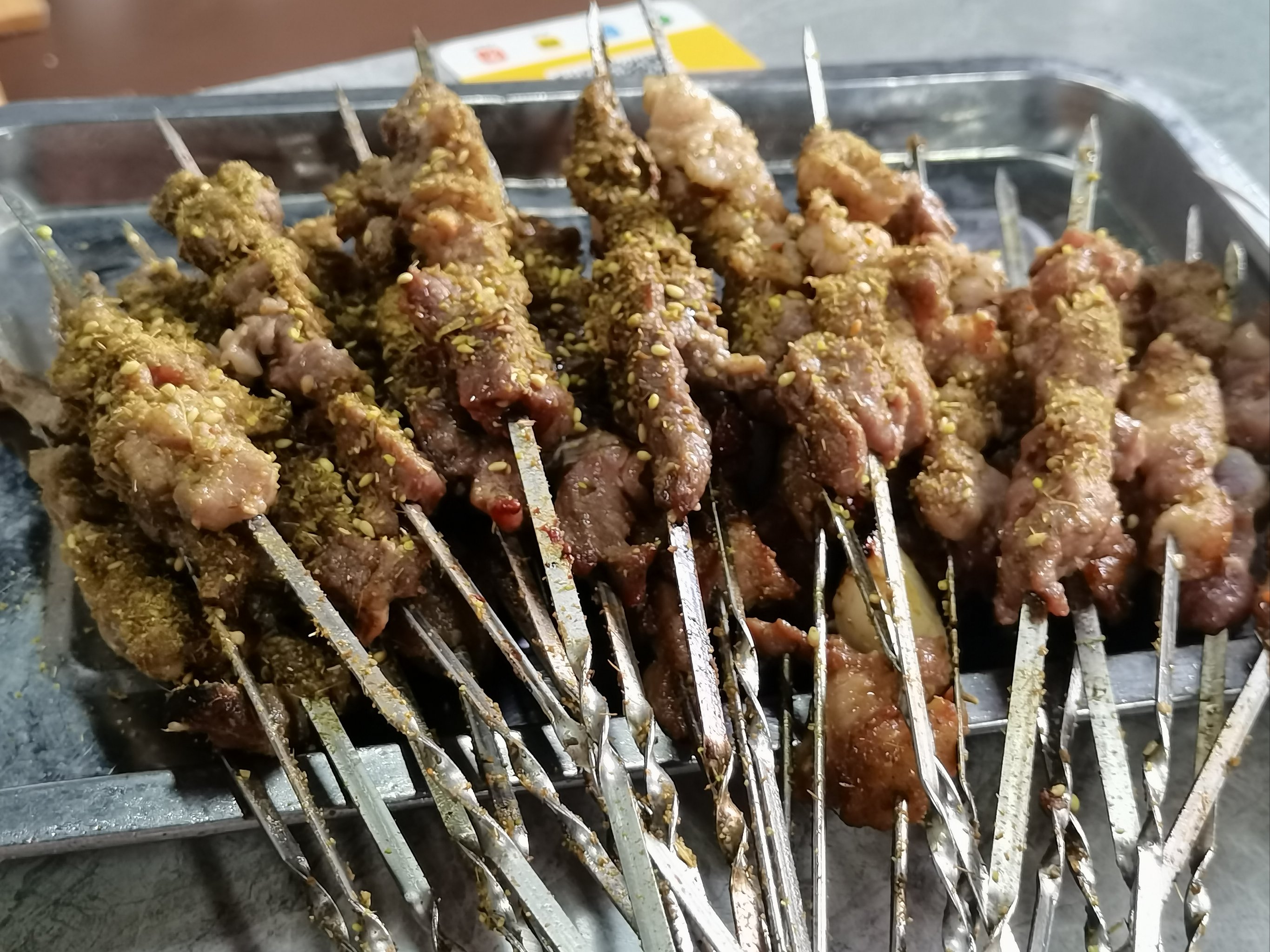 烤羊肉串學(xué)校實體店教學(xué)全攻略：掌握核心技術(shù)，創(chuàng)業(yè)成功不再難！(圖2)