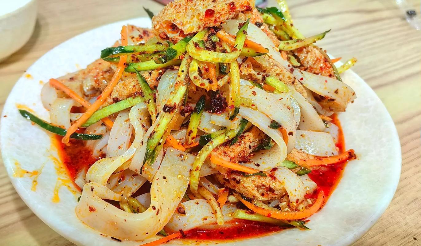 學做涼皮土調料怎么收費？揭秘正宗涼皮秘方，避坑必看！(圖2)