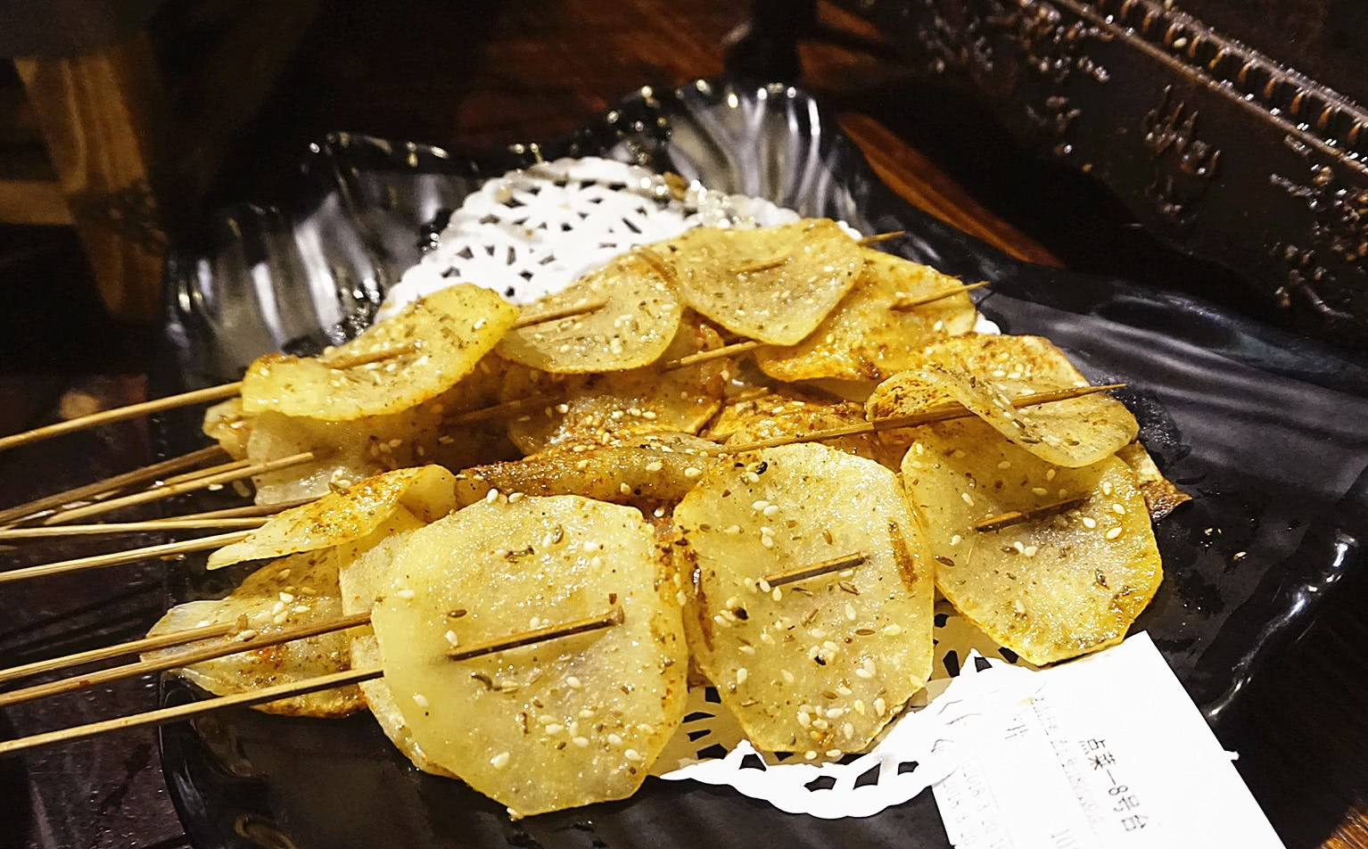 烤土豆片的做法：簡(jiǎn)單美味，燒烤桌上的完美配菜(圖3)