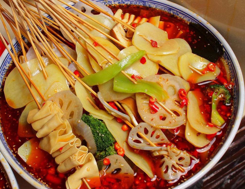 缽缽雞的菜品有哪些？葷素怎么搭？這樣配才地道！(圖2)