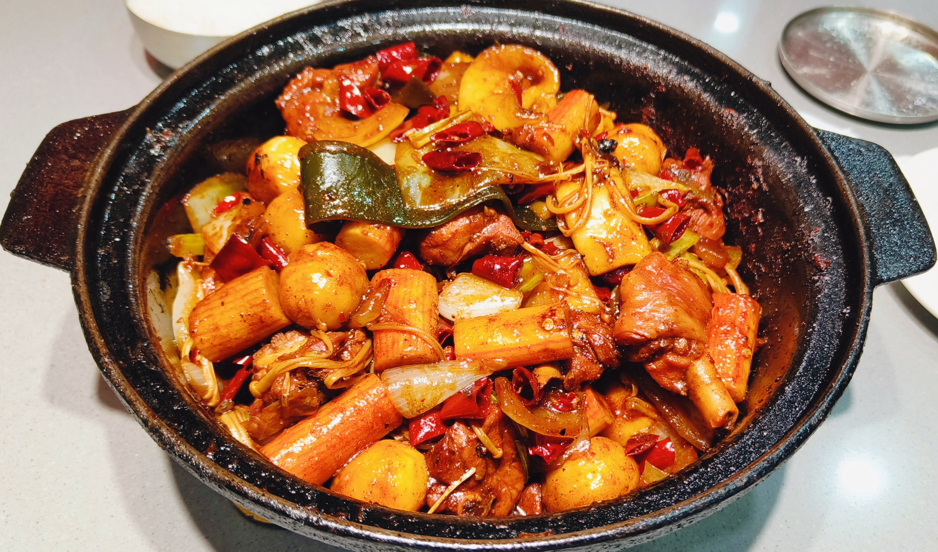 新手開(kāi)砂鍋店需要什么？避坑指南來(lái)了，生意爆滿(mǎn)就靠它！(圖3)