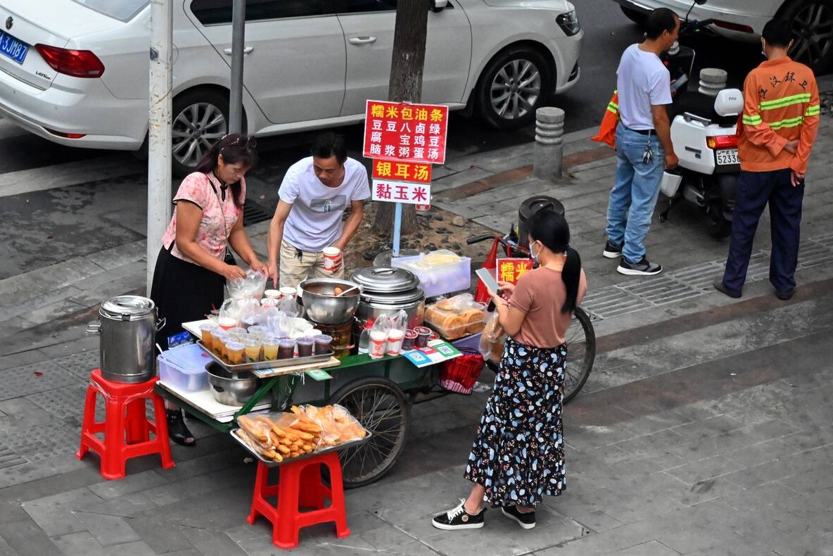 適合擺攤的新型小吃有哪些？成本不高，賣相吸睛真賺錢！(圖3)
