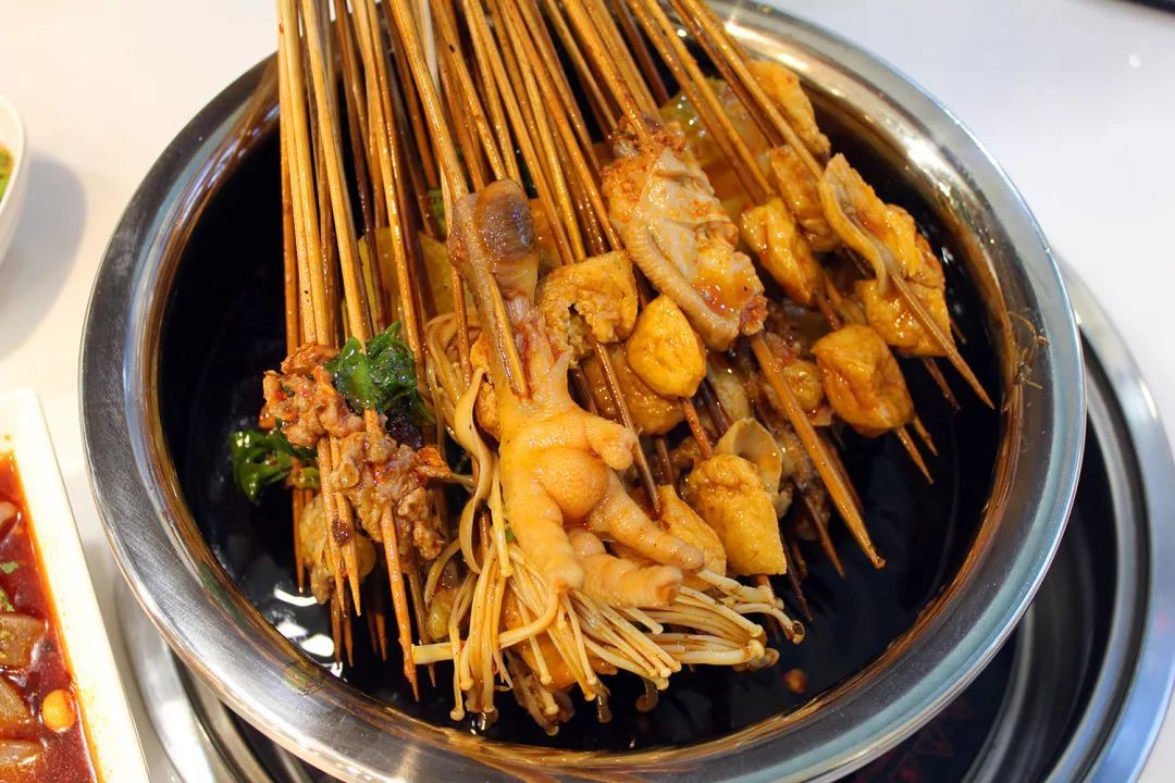 冷鍋串串食材有哪些？種類多好操作，擺攤就能火！(圖2)