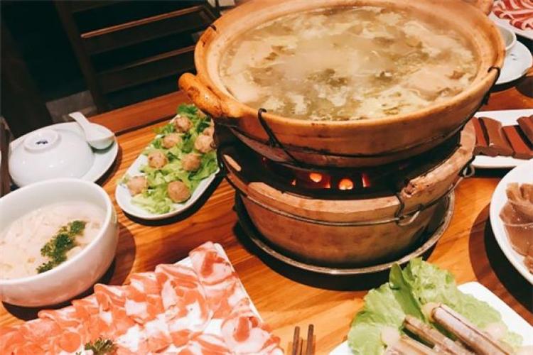 打邊爐火鍋食材前十名？選對(duì)食材，人氣翻倍，地?cái)偦疱伕觅u！(圖2)