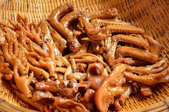 辣鹵鴨貨全解析！創(chuàng)業(yè)新選擇，辣鹵美味不容錯(cuò)過(guò)！(圖1)